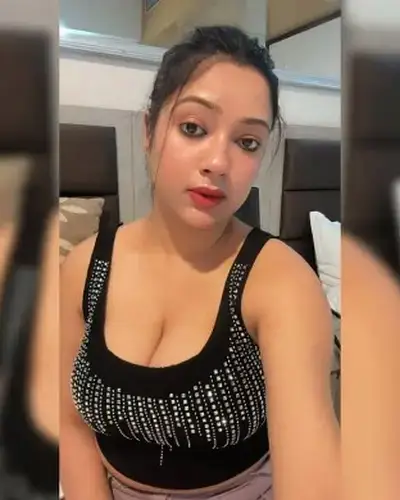 Call Girls Service Sahaswan